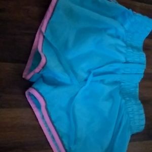 Woman's shorts medium